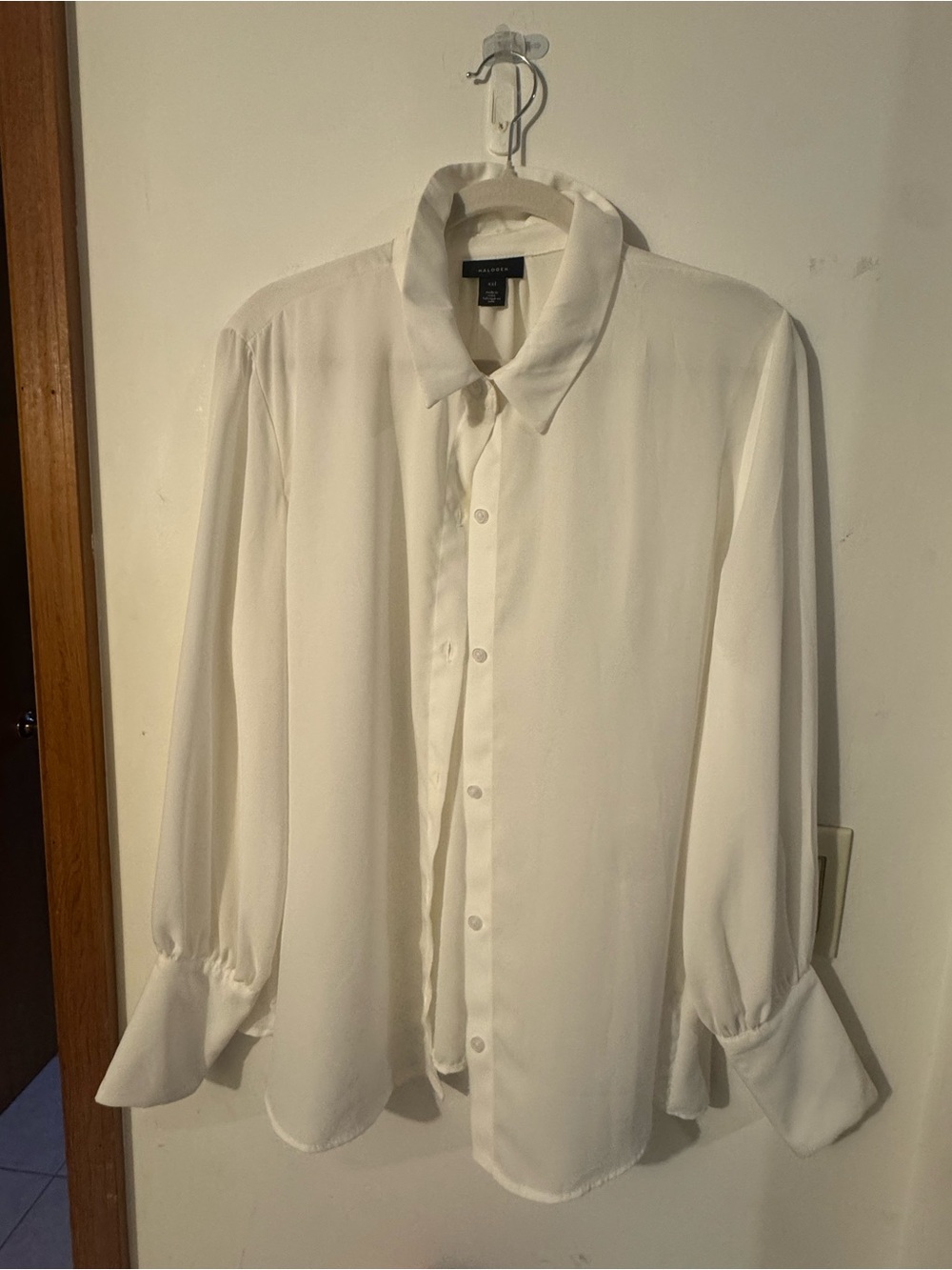 Women's White Button-Front Blouse - halogen